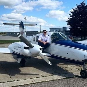 Meet your Posher, Casey